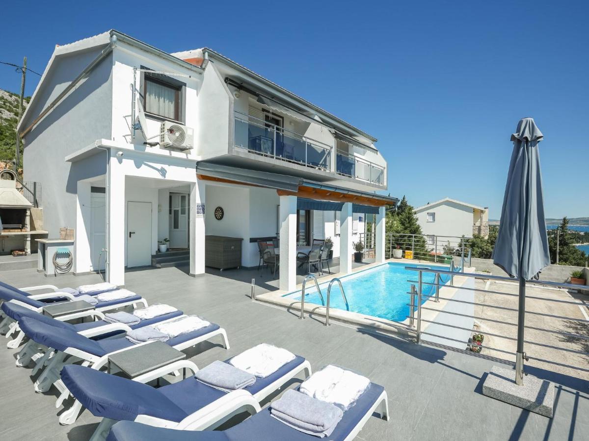 Luxury Apartment In Starigrad * Стариград-Пакленица